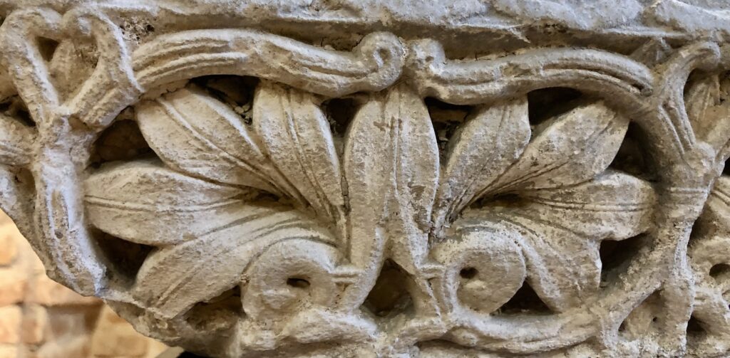 Détails du cloitre de l'abbaye de Moissac